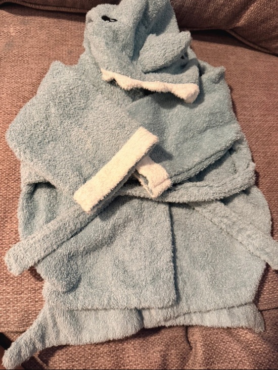 Amazon Other - Shark Light Blue Hooded Towel Robe with Cream Trim
